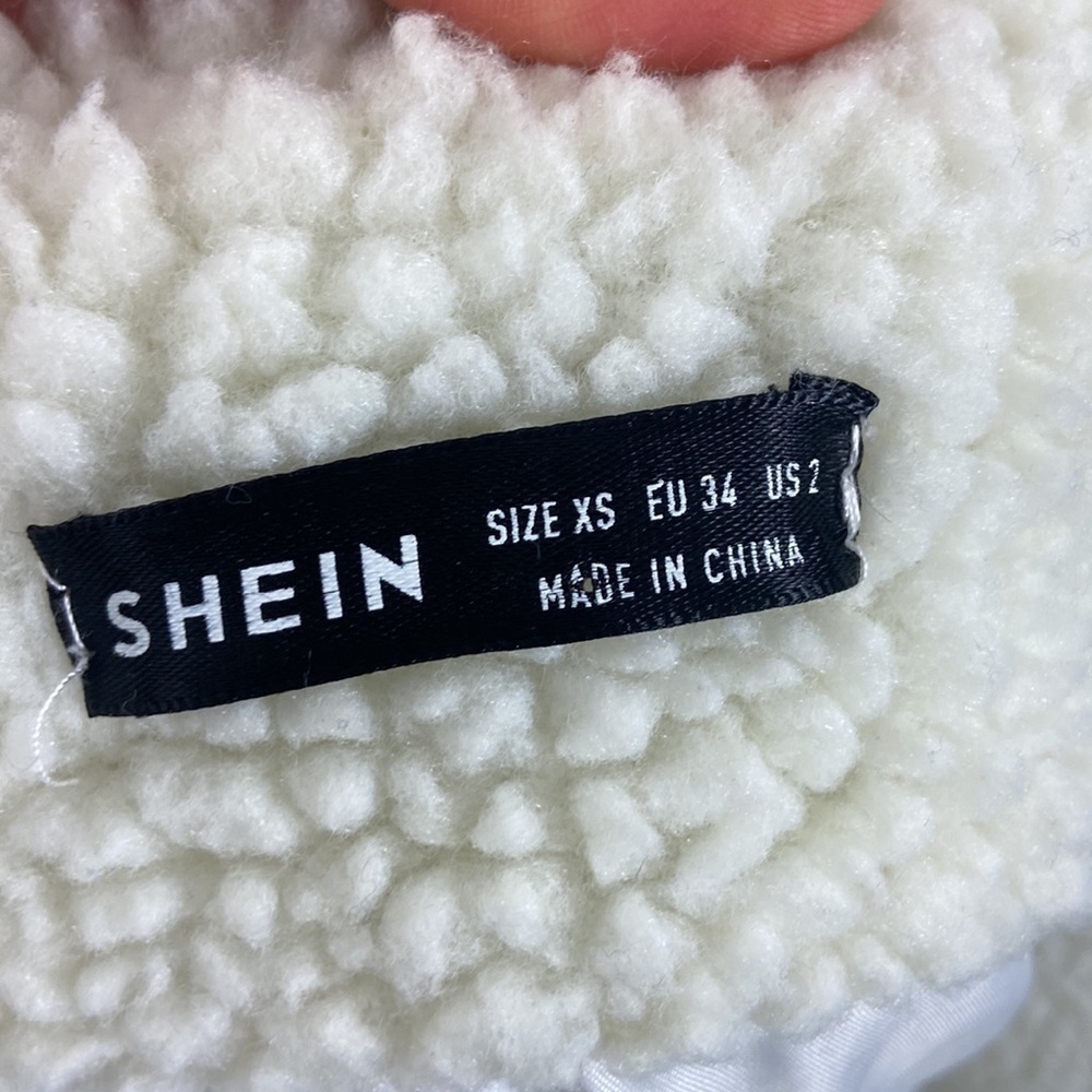 Shein Cream Double Flap Drop Shoulder Cropped Button Up Teddy Jacket XS - Picture 9 of 9